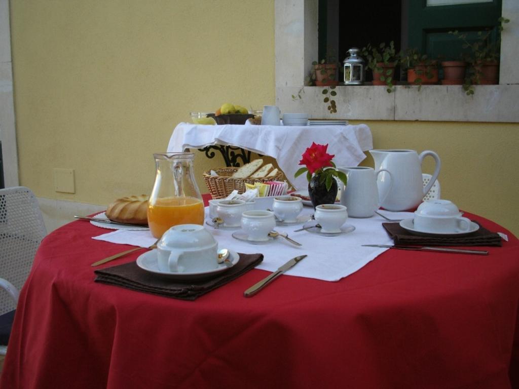 B&B Di Charme Camelie Palazzo Nicotra Рипосто Екстериор снимка